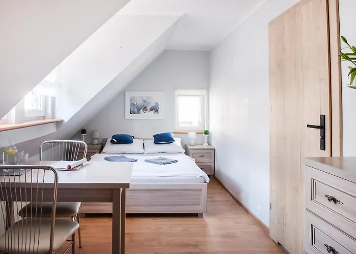 Goscinne Izabela Bed & Breakfast 3*