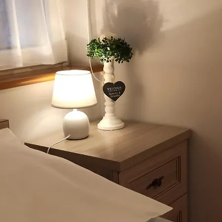Goscinne Izabela Couette-café 3*